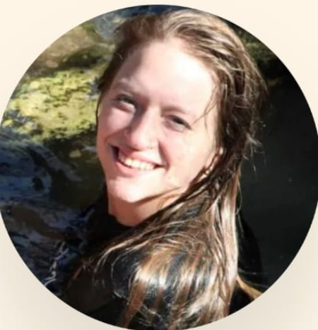 עטרה פטר: סטודנטית בצלאל